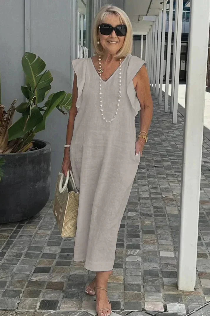 Chic Maxi Dress with V-Neck | Great for Everyday Wear