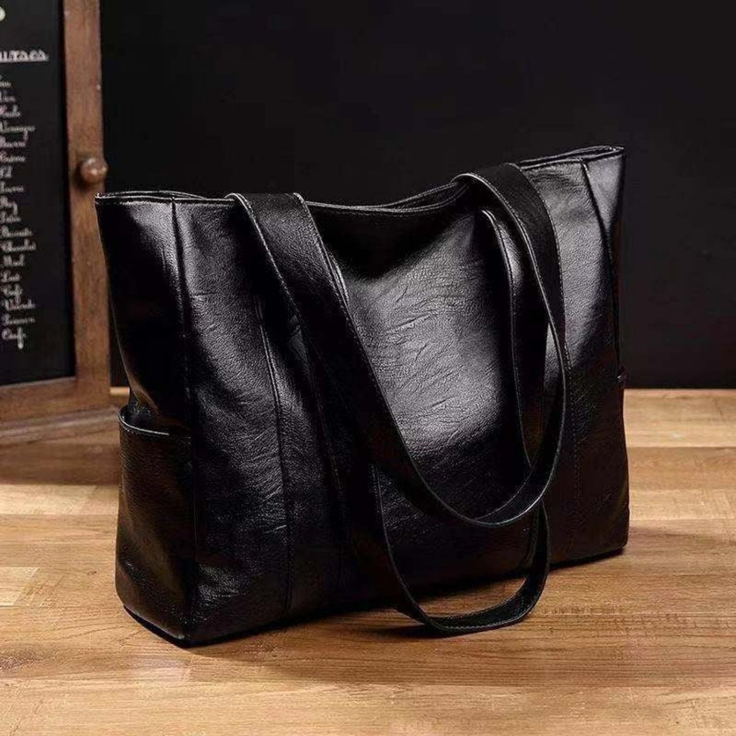 Aira - Vintage Shoulder Bag - Classic - Fashionable Women - For Every Day