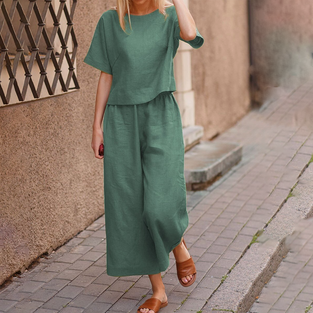 Giselle - Outfit Set - Casual - Lightweight Modern Style - Great for Casual Days