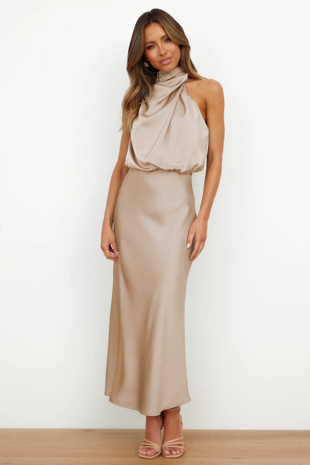 Suzy - Elegant Long Dress - for Women | Great for Formal Occasions