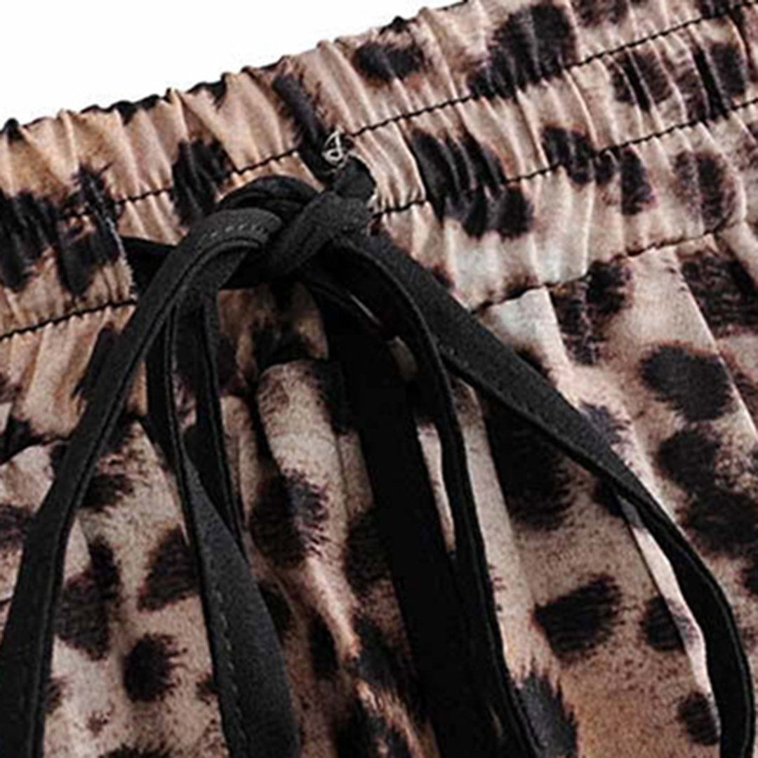 Tyra - Skirt - Chic - Light Modern Style - Great For Casual Days