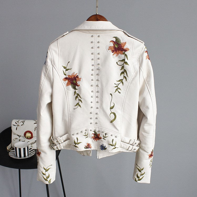 Chic Floral Jacket | Great for Autumn Wear