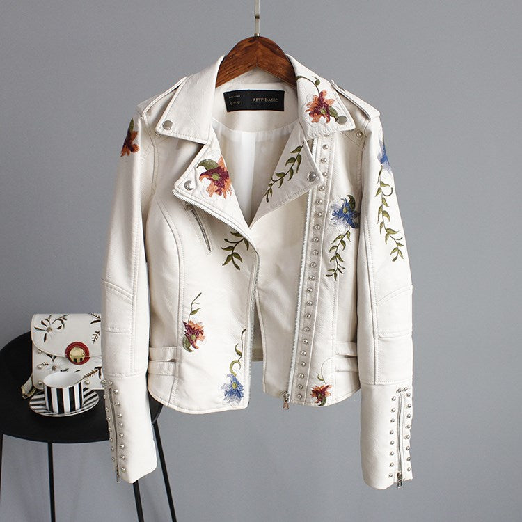 Chic Floral Jacket | Great for Autumn Wear