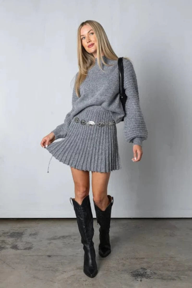 Olivia - Pleated Outfit Set - Elegant - Modern Style - Ideal for Parties
