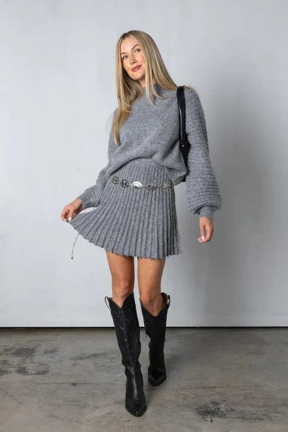 Olivia - Pleated Outfit Set - Elegant - Modern Style - Ideal for Parties