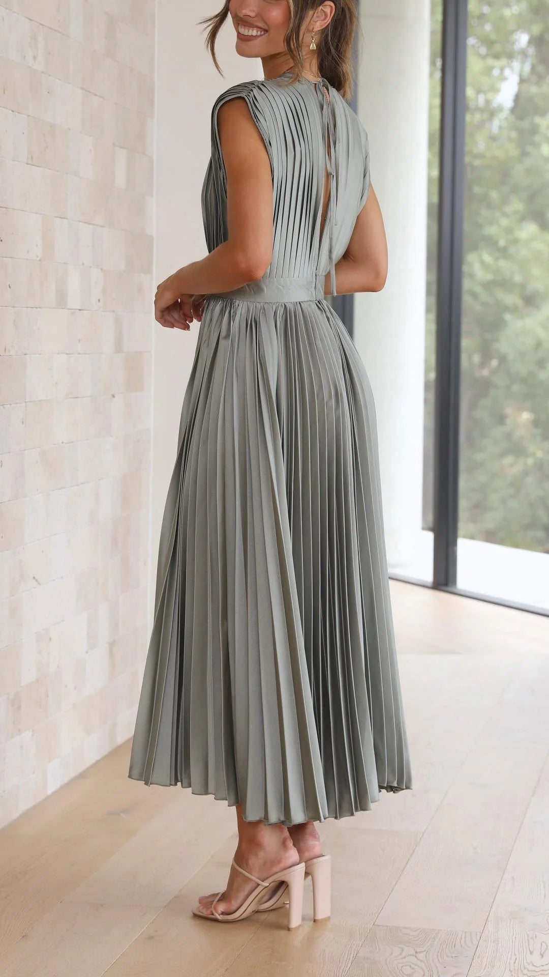 Raelynn - Casual V-Neck Maxi Dress for Women