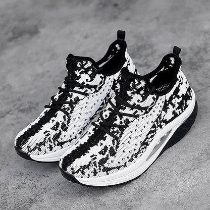 Black / White