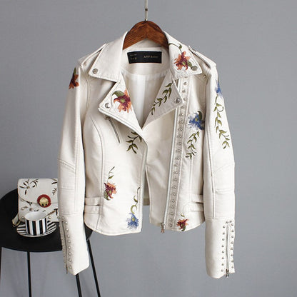 Chic Floral Jacket | Great for Autumn Wear